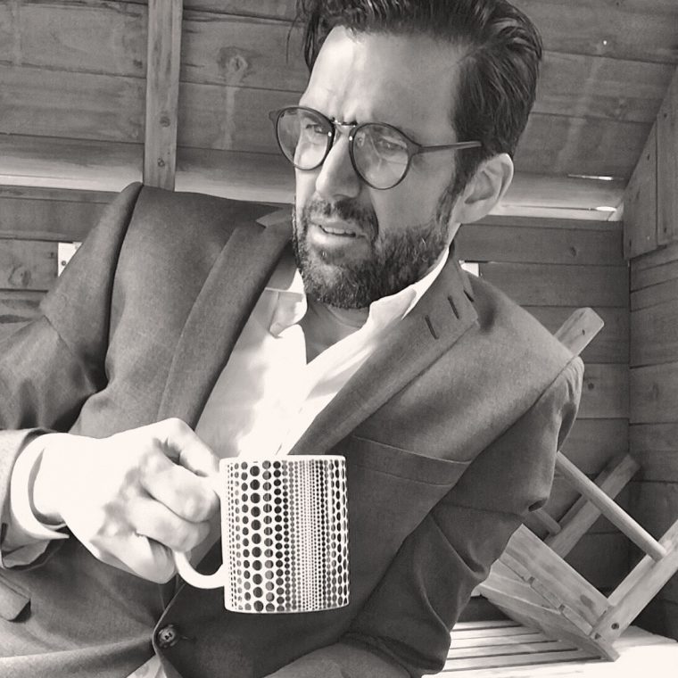 Benjamin Ayres photo